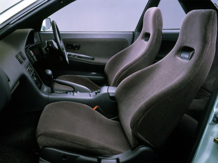  Nissan Silvia J 1988 года  (фото 2 из 3)